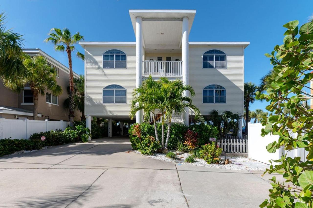 Sea Side 102 Beachfront Sleeps 8 Clearwater Beach Exterior foto