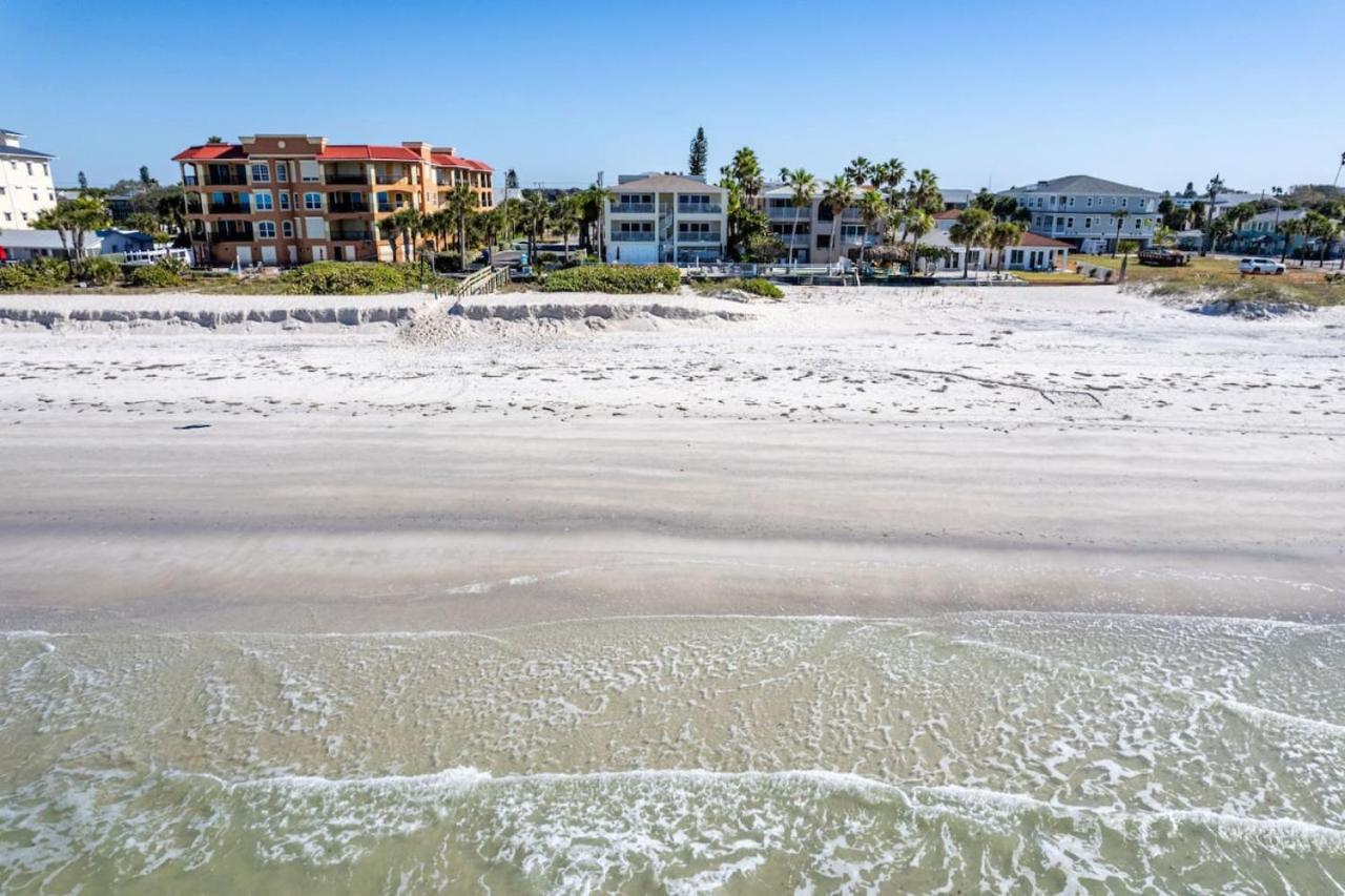 Sea Side 102 Beachfront Sleeps 8 Clearwater Beach Exterior foto
